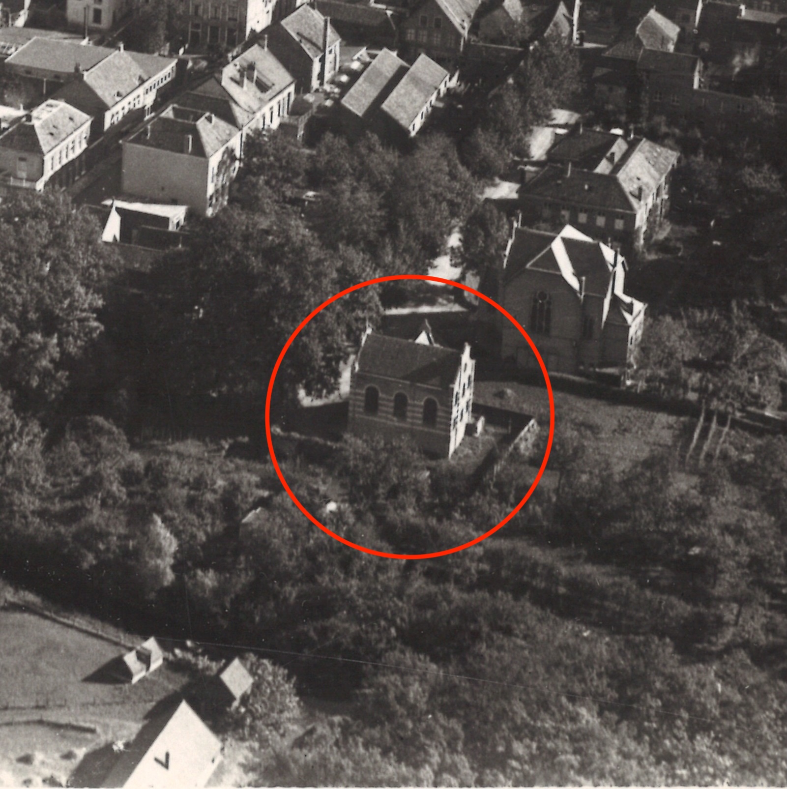 Uitvergroting synagoge met omgeving 1933.jpg